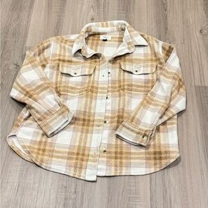 American Eagle Outfitters Beige and Cream Plaid Button-Down Shirt